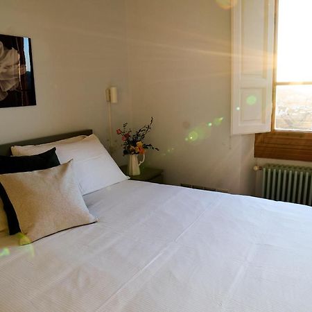 Chic Apt In Villa - Dolcevita Holiday Флоренция Екстериор снимка