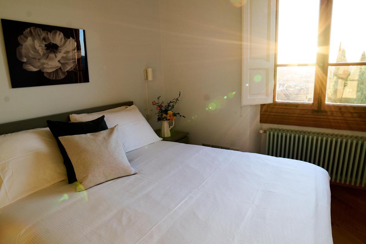 Chic Apt In Villa - Dolcevita Holiday Флоренция Екстериор снимка
