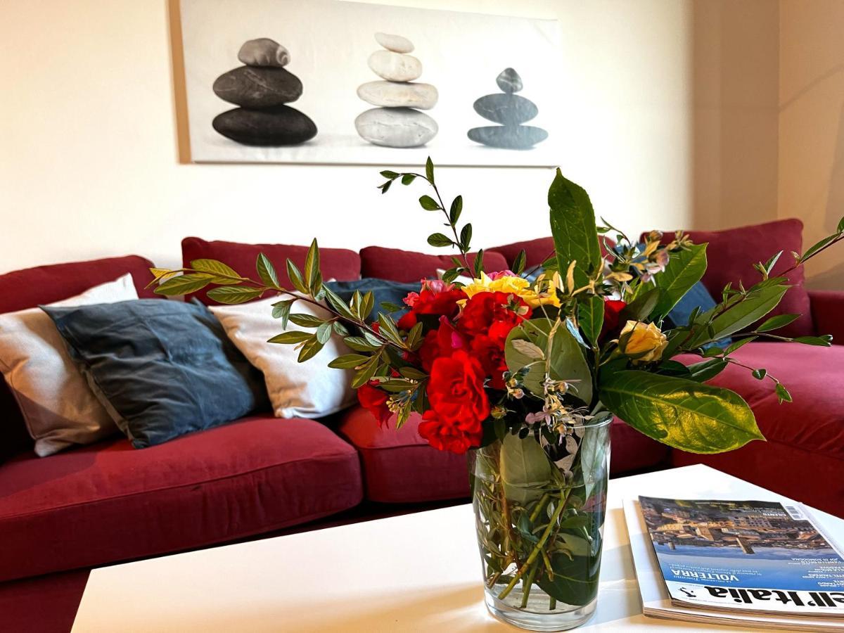 Chic Apt In Villa - Dolcevita Holiday Флоренция Екстериор снимка