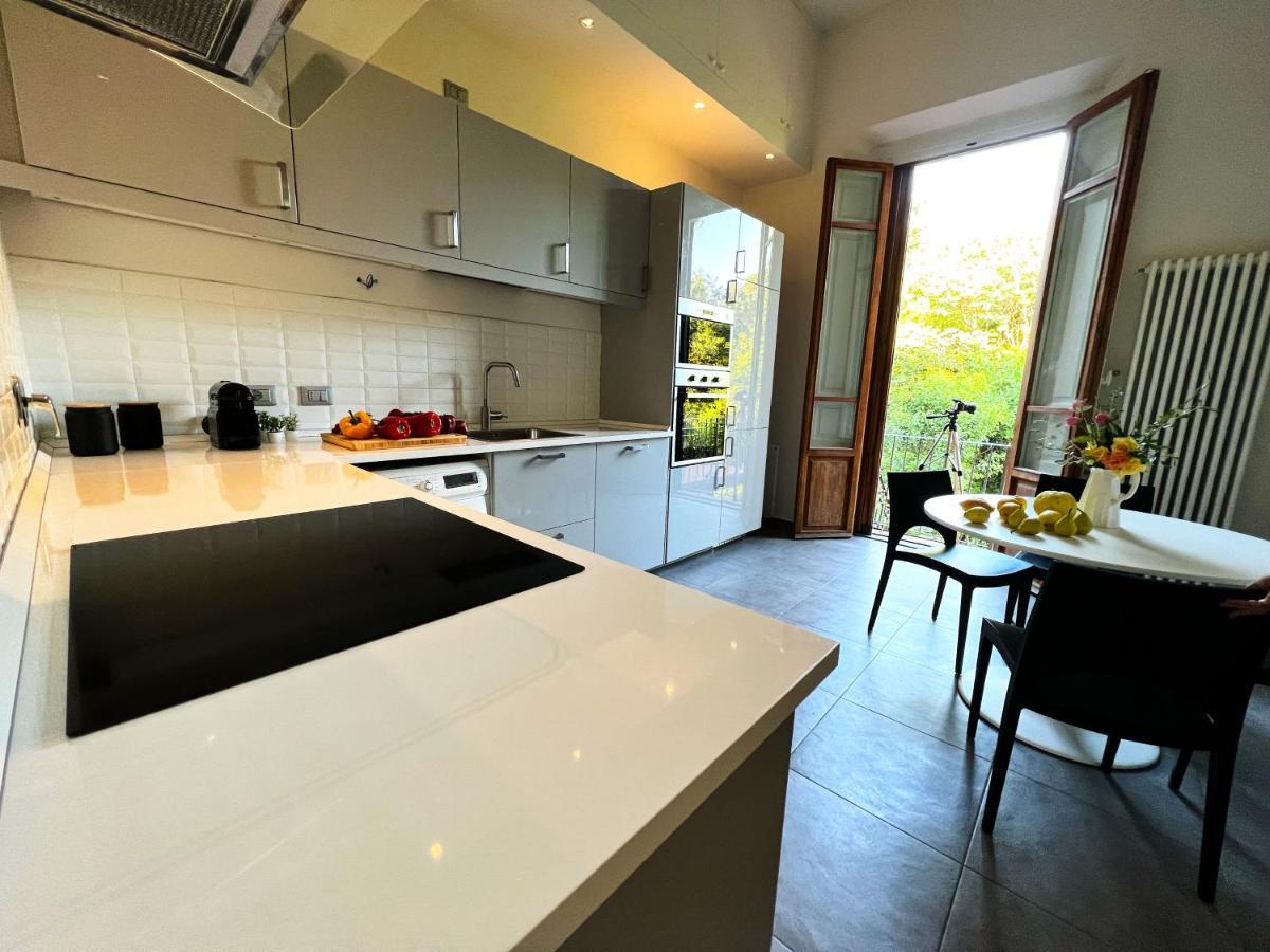 Chic Apt In Villa - Dolcevita Holiday Флоренция Екстериор снимка